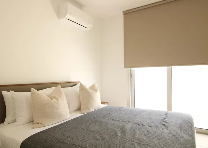 Phaedrus Living Coral Suites Allure